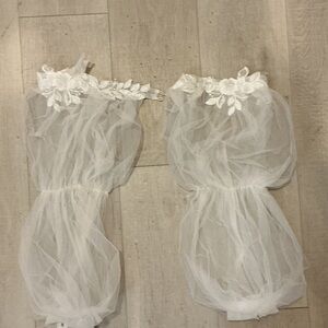 Elegant White Lace Arm Sleeves